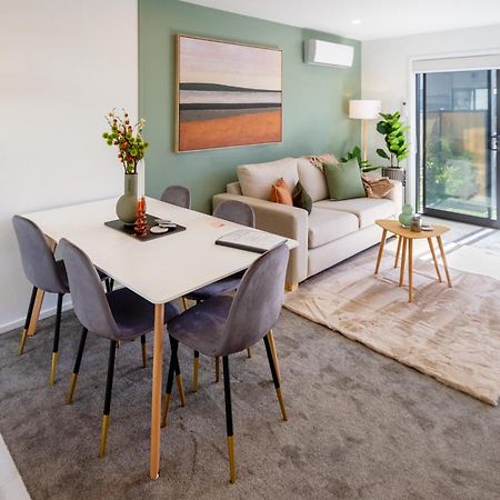 Two Bedroom, Two Bathroom Urban Oasis Крайстчърч Екстериор снимка