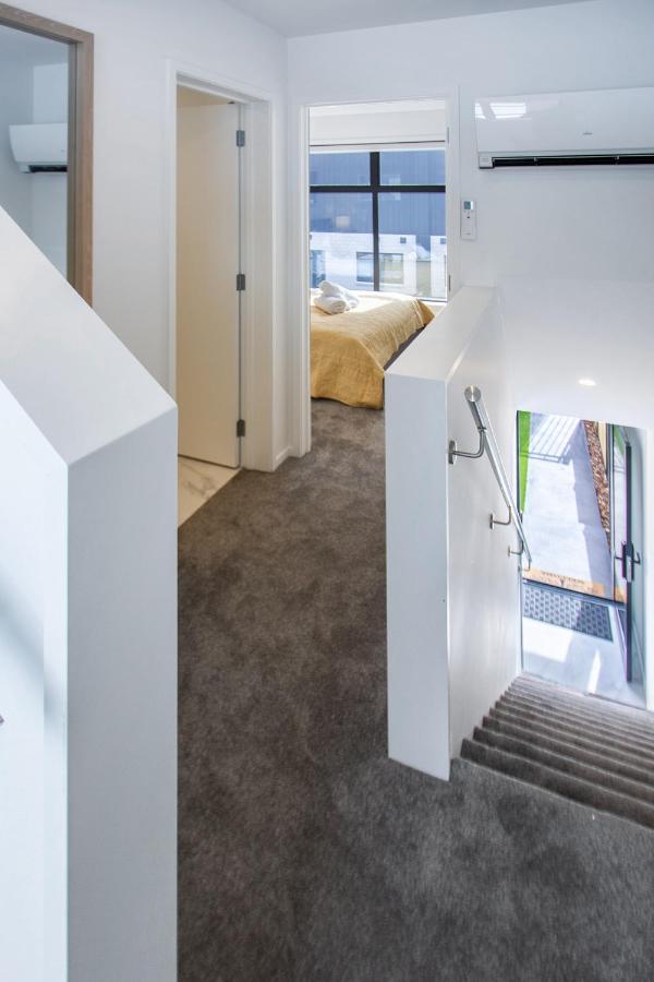 Two Bedroom, Two Bathroom Urban Oasis Крайстчърч Екстериор снимка